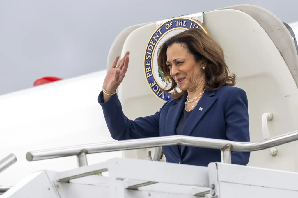 The latest polls show that Kamala Harris is now ahead.